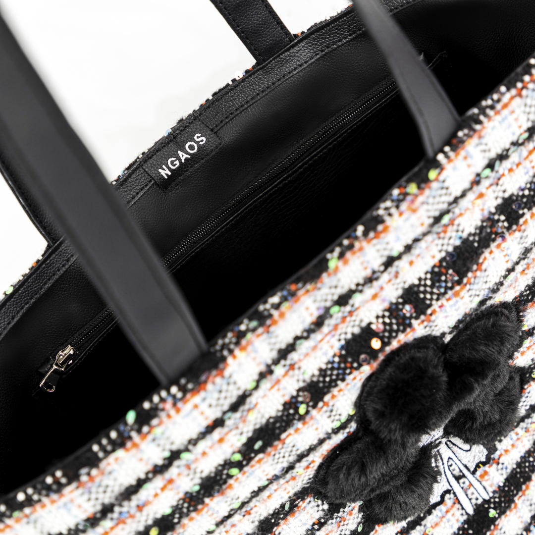 ngaos_black_hole_tweed_flower_emboidery_tote_bag