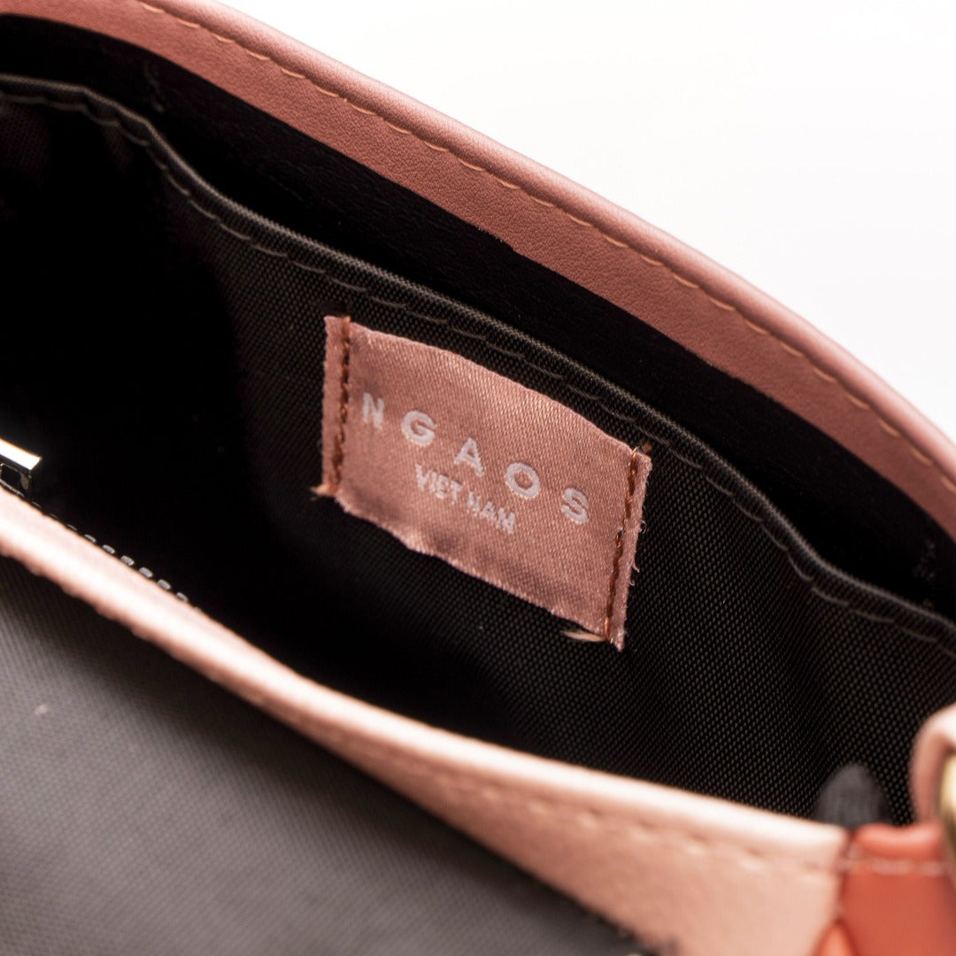 ngaos_crossbody_bag_candy_crush_nude_pink