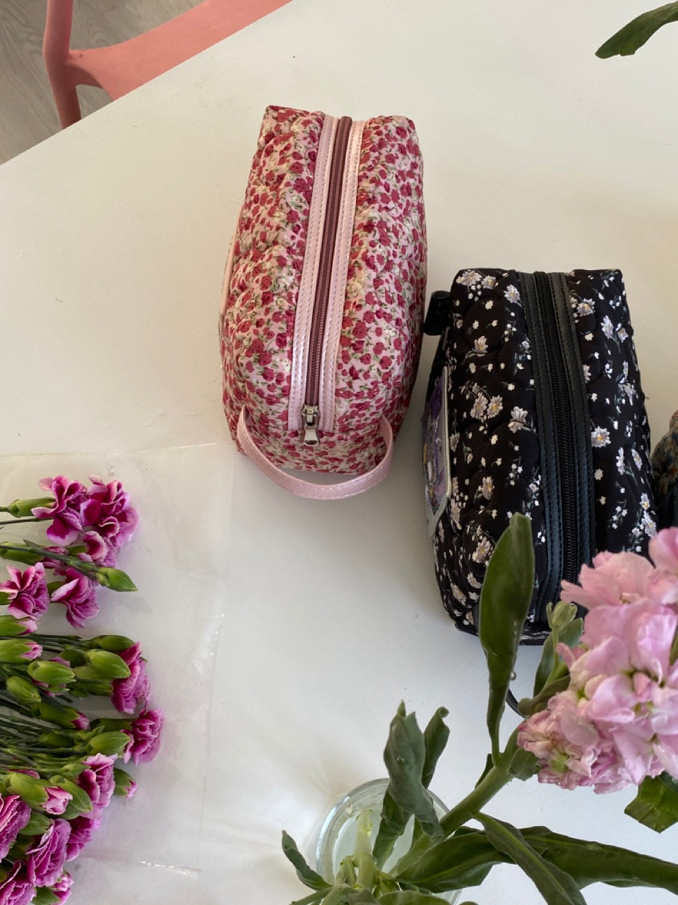 ngaos_cutie_embroidery_floral_pouch
