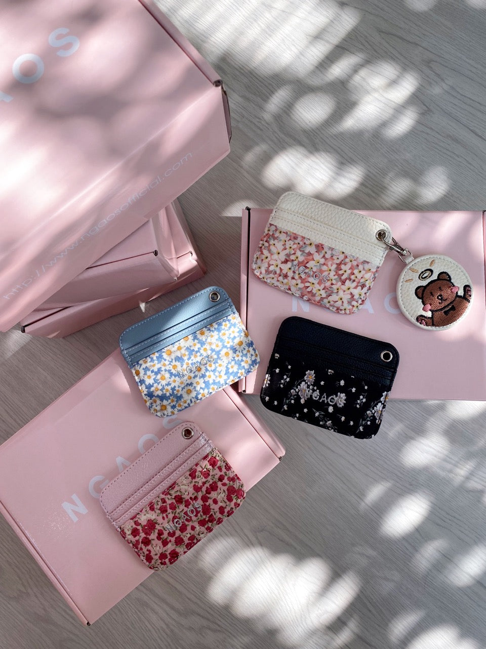 ngaos_embroidered_floral_card_holder_black_pink_blue