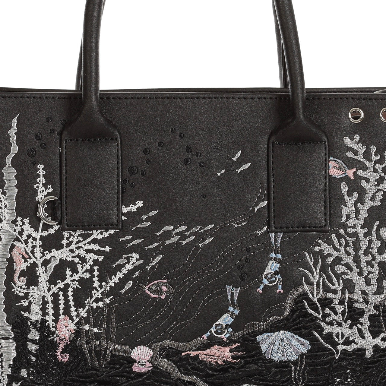 ngaos_sea_bed_shoulder_bag_black_vegan_leather