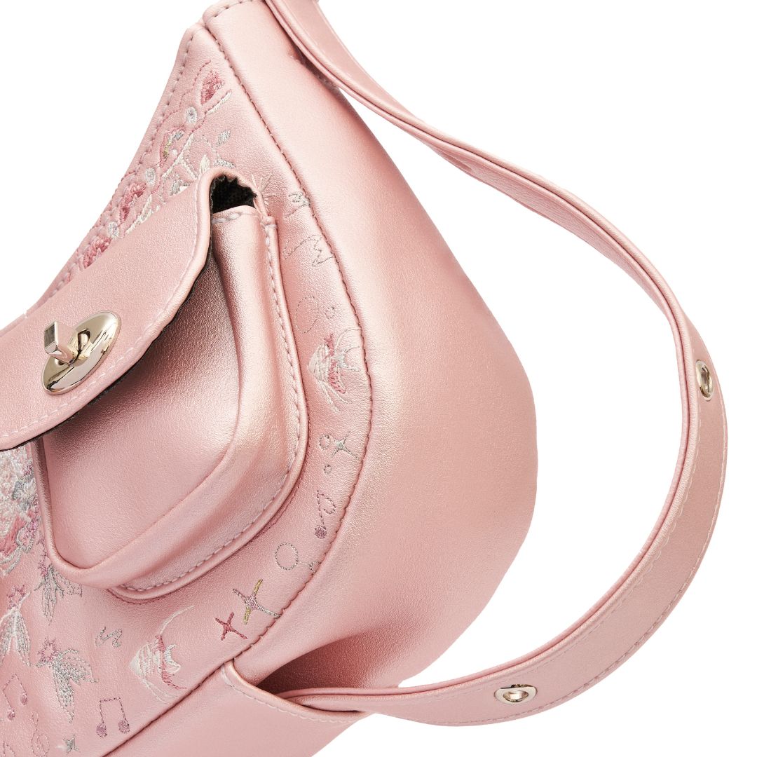 melody bag in pink close up details